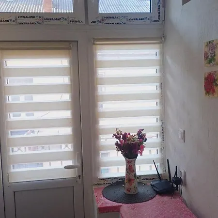 біля оперного Apartmán *