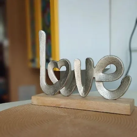 біля оперного Apartmán Lvov